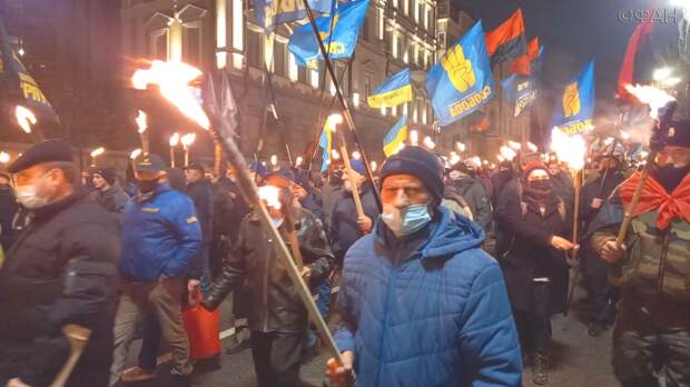 Украинские националисты призвали убивать за русский язык и культуру Украинские националисты призвали убивать за русский язык и культуру