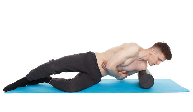 МФР упражнения — передняя поверхность плеча