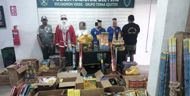 Операция Рождество: копы в костюмах Санта-Клаусов обезвредили опасную банду