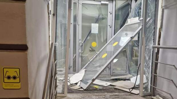 Задержана предполагаемая виновница взрыва в отделении "Сбера" в Санкт-Петерубрге