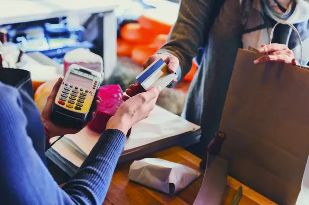 Россияне сократили свои недельные расходы