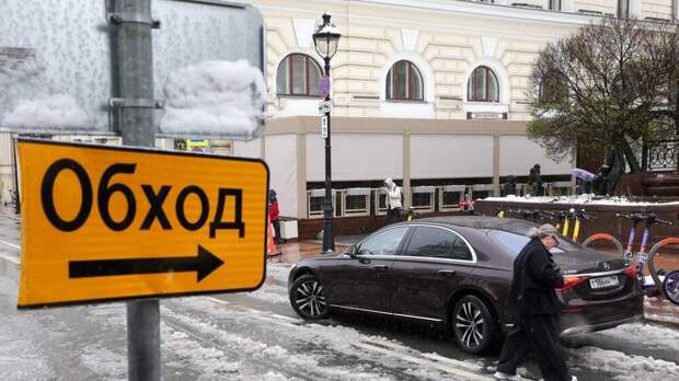 Автоэксперт Попов: на снегу тормозной путь может вырасти в восемь раз