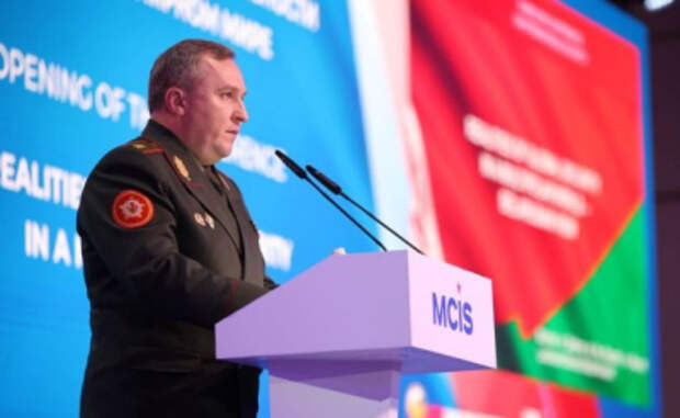 Минобороны Белоруссии: Страны НАТО под видом учений формируют бронированный кулак для удара Минобороны Белоруссии: Страны НАТО под видом учений формируют бронированный кулак для удара