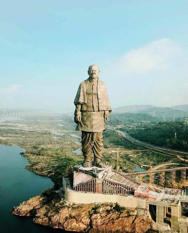 Статуя находится в индийской провинции, где в 1875 году родился Патель Валлабхаи