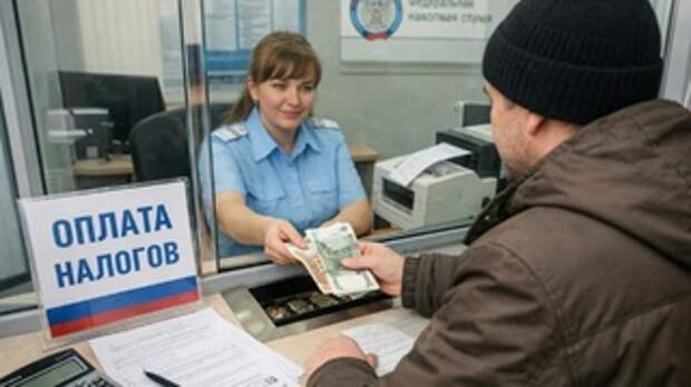 Оплата налогов / Фото: создано в нейросети