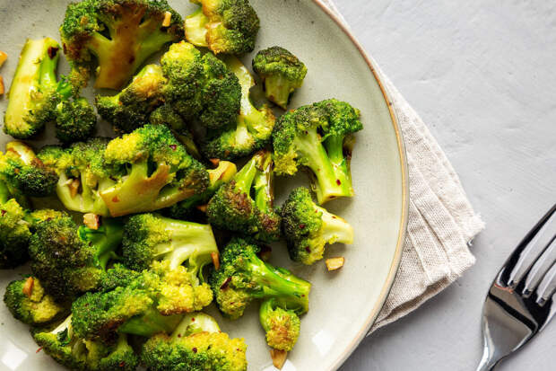 Врач Таныгина: есть четыре способа справиться с аппетитом без уколов и таблеток