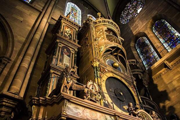 Астрономические часы в соборе в Страсбурге (Франция). | Фото: commons.wikimedia.org.