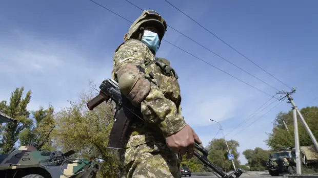 Погранслужба Киргизии сообщила о напряжённой обстановке на границе с Таджикистаном