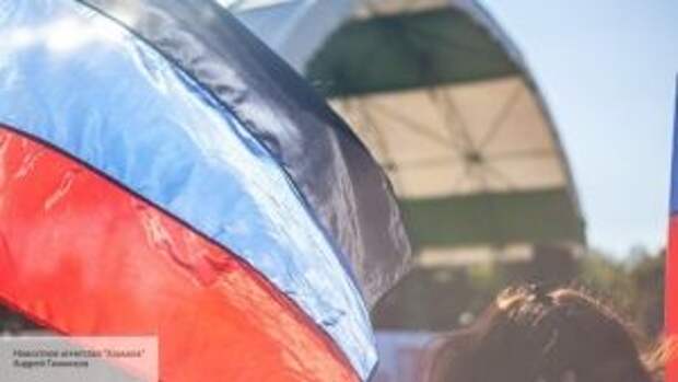 Новый план по Донбассу: Резников рассказал, когда жители ЛДНР должны опустить свои флаги