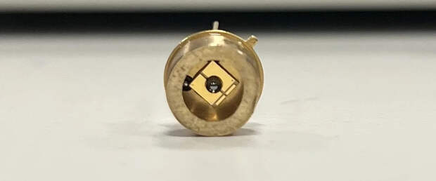 «Отрицательный свет» поможет передавать секретные тепловые сообщения