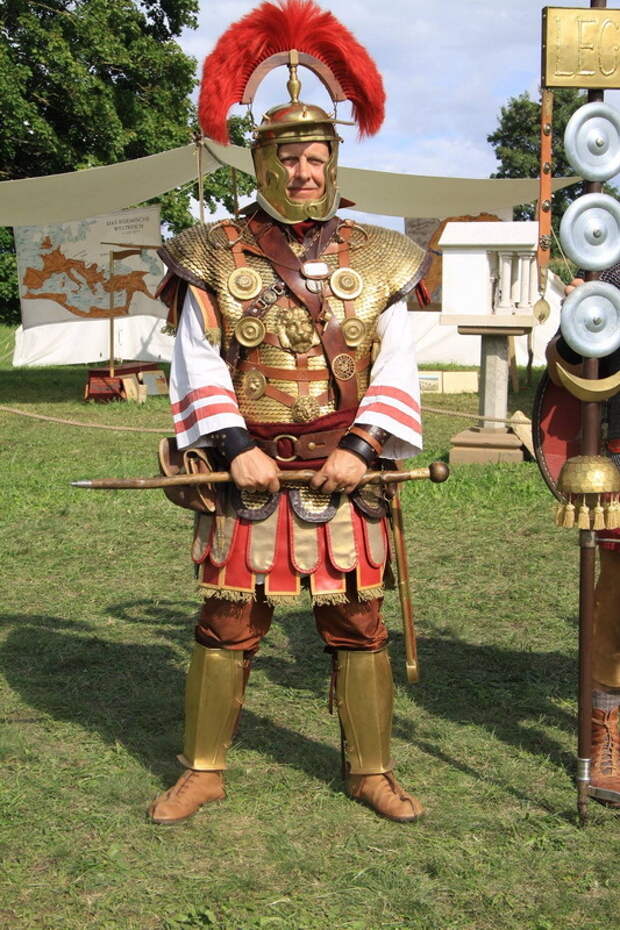 Центурион начала III века, современная реконструкция - Карьера римского центуриона | Warspot.ru