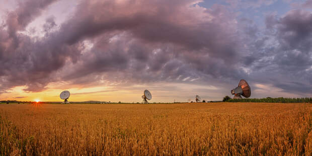 skywards_pano version by Stefan Thaler on 500px.com