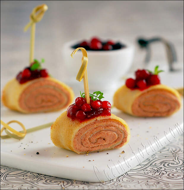 crepes_wirh_lever_pate (677x700, 410Kb)