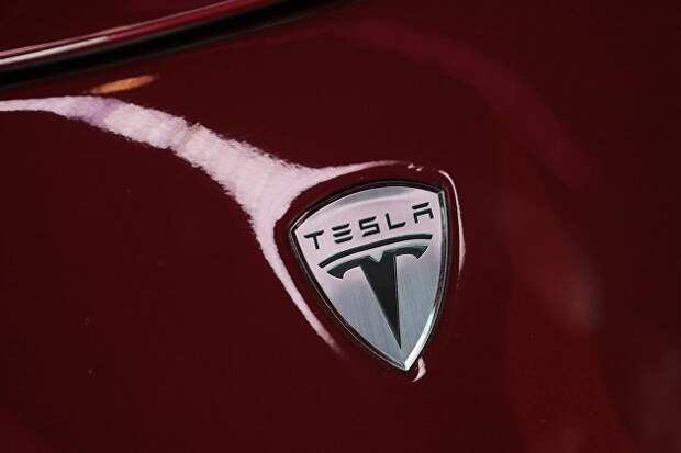 Маск надеется открыть первый европейский завод Tesla в октябре