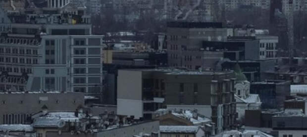 Кличко: в Киеве почти нет света, половина города без отопления, многие дома без воды