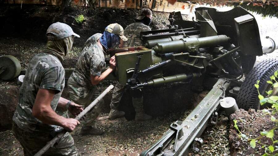 В последние дни Вооруженные силы РФ наносили мощные удары по тыловым объектам ВСУ не только в Сумской, но и в Харьковской области, особенно в районе Чугуева.