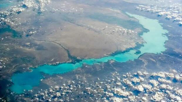 Как герой-летчик Байдуков «заселил» раками озеро Балхаш?