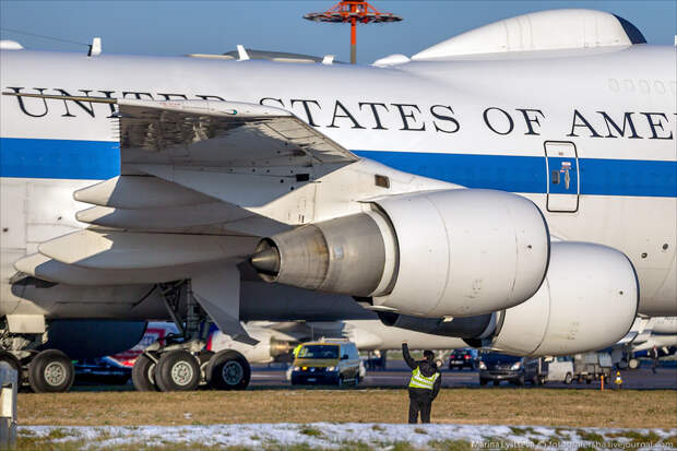 Boeing E-4