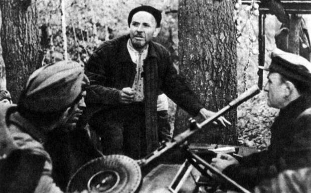 Как бандеровцы окружили советских партизан. Чем закончился этот бой?