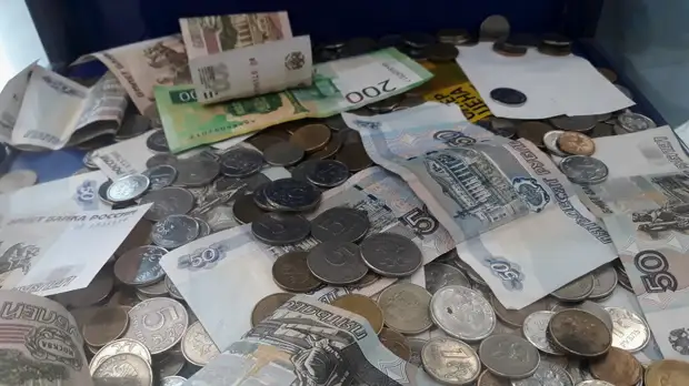 Годовая инфляция в России замедлилась до 8,11%