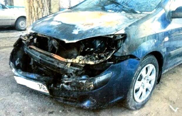 Астраханского автомастера ждет суд за «ремонт» иномарки, после чего машина сгорела на ходу