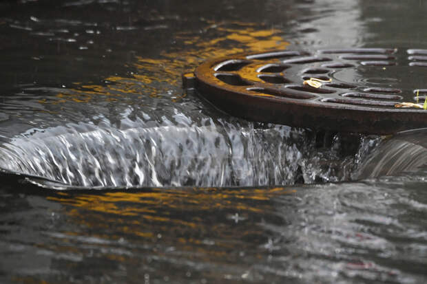 Подмосковные дороги начали готовить к паводкам