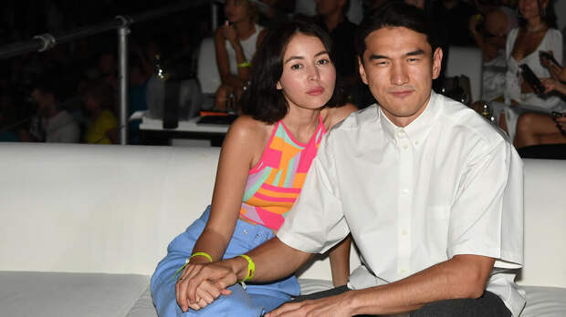 Жена комика Сабурова закрывает бизнес в России