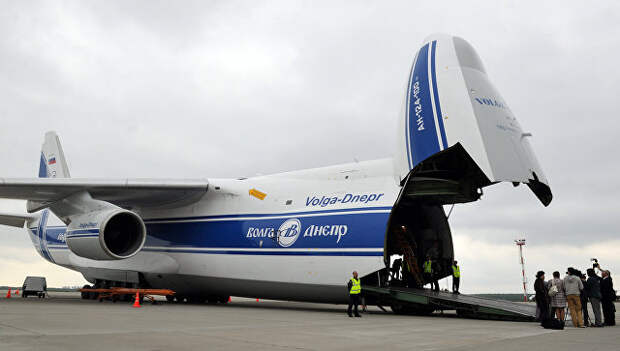 Самолет АН-124-100 Руслан авиакомпании Волга-Днепр. Архивное фото Самолет АН-124-100 Руслан авиакомпании Волга-Днепр. Архивное фото
