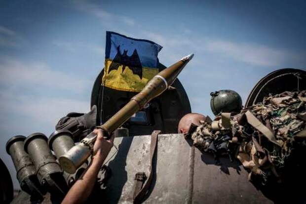 Впервые появились кадры со словенским БТР Valuk на Украине (ВИДЕО) | Русская весна