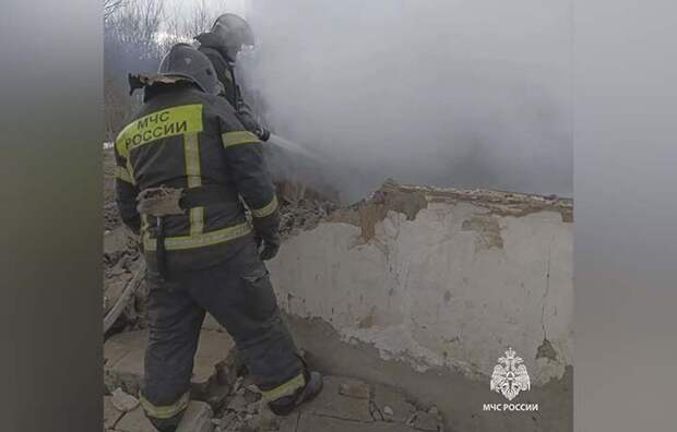 В Кимовске ликвидировали пожар в заброшенном здании