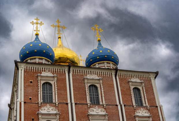 Священник из Рязани объяснил, в чём сила православного креста