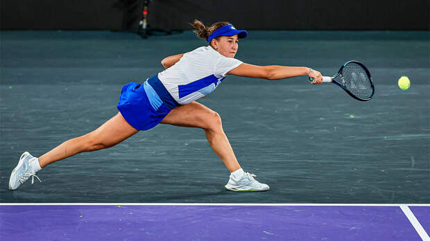 Рахимова обыграла Бушар и вышла в четвертьфинал теннисного турнира в Боготе