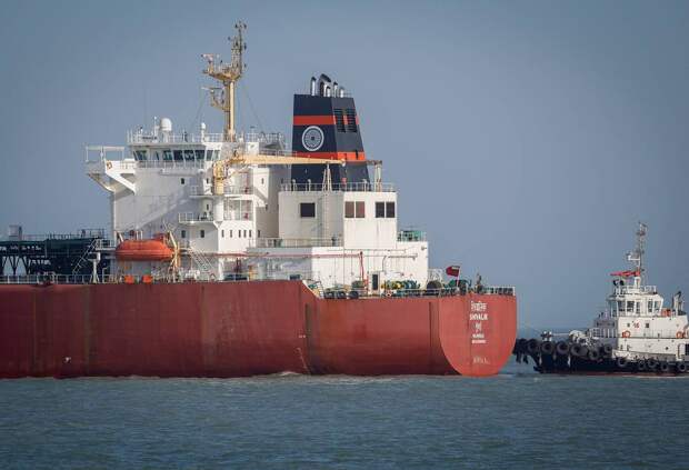 Страхование перевозок через Ормузский пролив подорожало в 20 раз