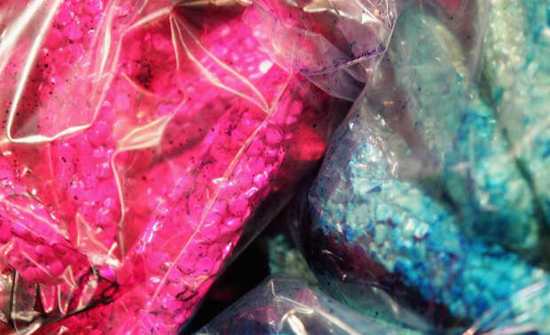 Австралия Год спецоперации: 2008 Суммарный вес конфиската: 4,4 тонныСостав: MDMA MDMA, или Экстази — довольно распространенный в Австралии наркотик. В 2008 году полиция обнаружила и конфисковала 4,4 тонны MDMA на общую сумму в 309 миллионов долларов.