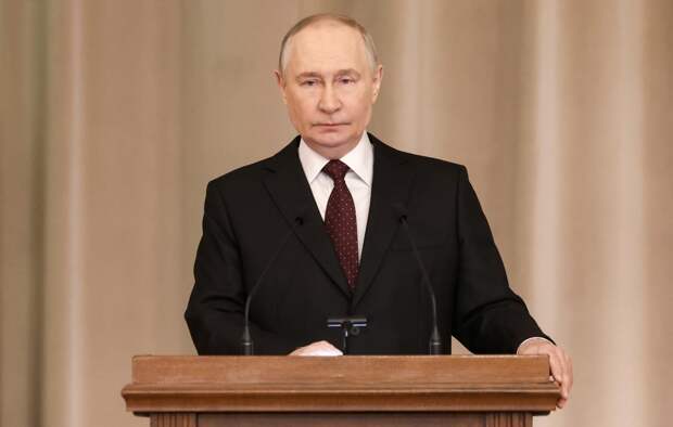 Доверие граждан и предвзятость зарубежных судов. Заявления Путина