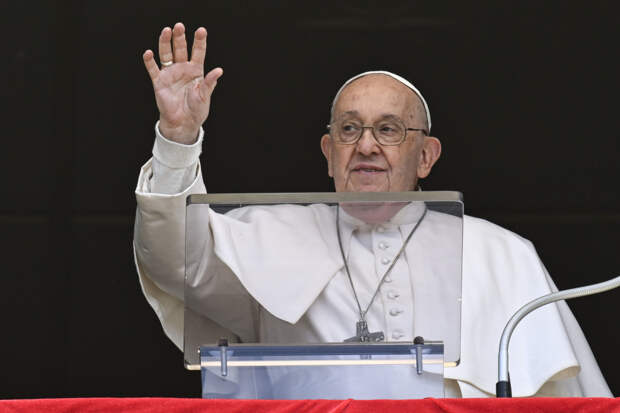 Швейцария надеется на участие папы римского в конференции по Украине