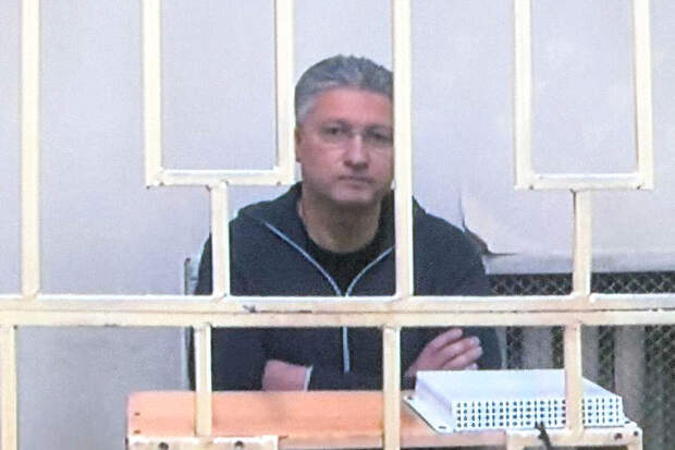 Адвокат Исецкий: Тимуру Иванову после суда могут вернуть арестованное имущество