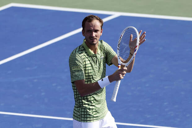 Теннисист Ольховский: Медведев может претендовать на попадание в топ-3