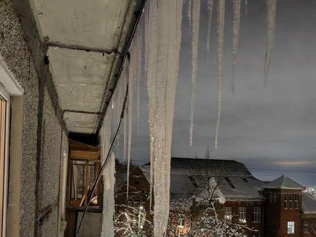 Региональная ГЖИ усилит проверки крыш и дворов из-за снегопада