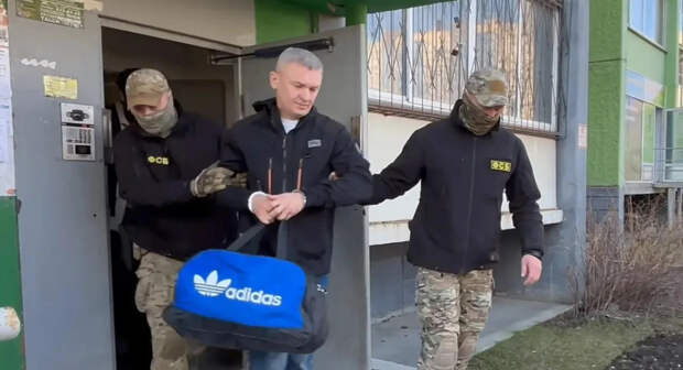 "Крыша" для ЧОПа: в Челябинске ФСБ задержала майора Росгвардии