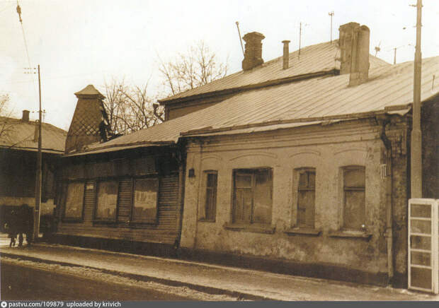 Солдатская улица, 1979 г. Источник: Векслер А.Г., Воронин К.В., Пирогов В.Ю. Лефортовский парк в Москве. М., 2004