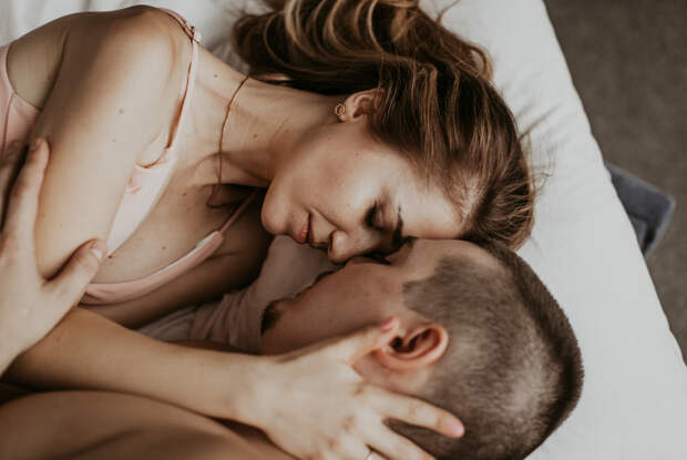 Сексолог предупредила о главных признаках проблем в интимной жизни