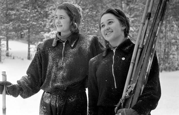 Женщины в СССР: лица, на которые приятно посмотреть!