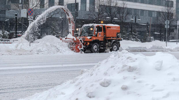Россиянам рассказали о возможности не приходить на работу в непогоду