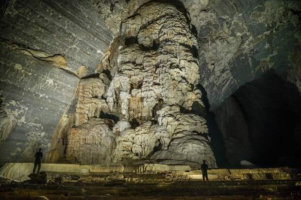 8 фото пещеры Tham Khoun в Лаосе, в которой можно снимать кино