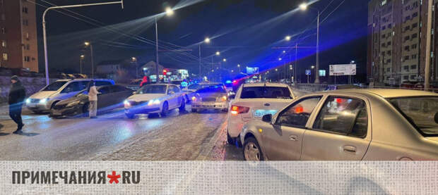 Шесть автомобилей столкнулось одновременно в Севастополе