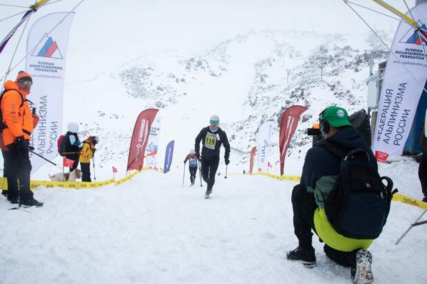 Результаты соревнований по скайраннингу на дистанции «Вертикальный километр», прошедших в рамках фестиваля экстремальных горных видов спорта Red Fox Elbrus Race