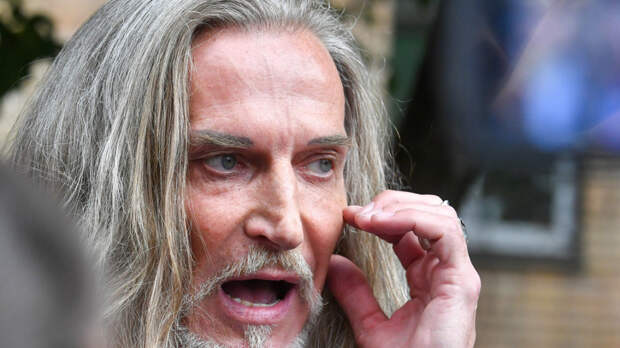 Невеста Джигурды оставила артиста на предсвадебной пресс-конференции одного