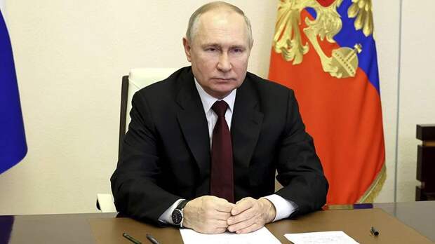 Путин осудил попытки пересмотреть вклад России в победу над нацизмом