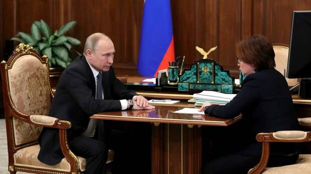 РАДОСТЬ ДЛЯ ПУТИНА, НО ГОРЕ ДЛЯ НАБИУЛЛИНОЙ: ХАЗИН ЗАЯВИЛ О "ЗЕМЛЕТРЯСЕНИИ" В РОССИИ